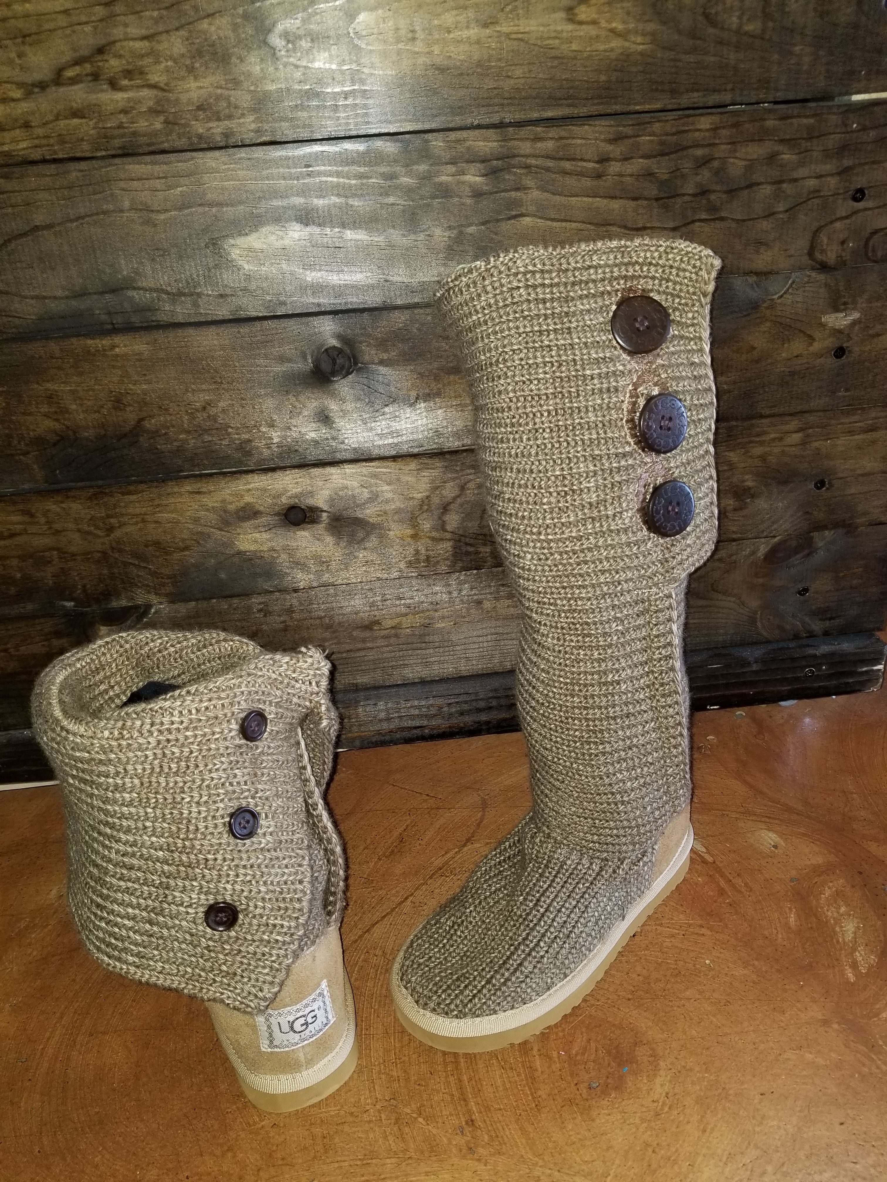 New UGG Boots Size 5