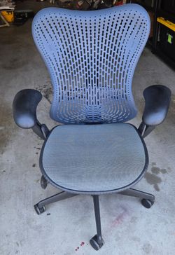 Herman Miller Mirra Ergonomic Office Chair