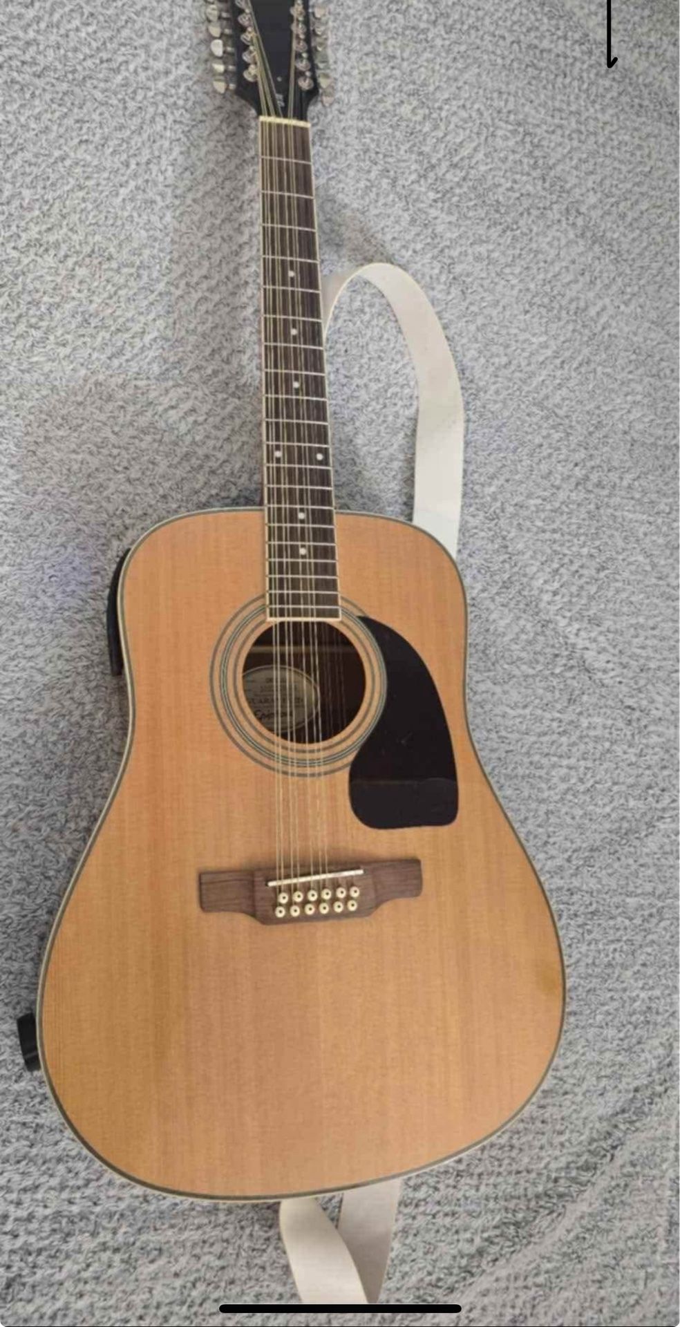 Epiphone DR212 NA guitar electro acustic with case included