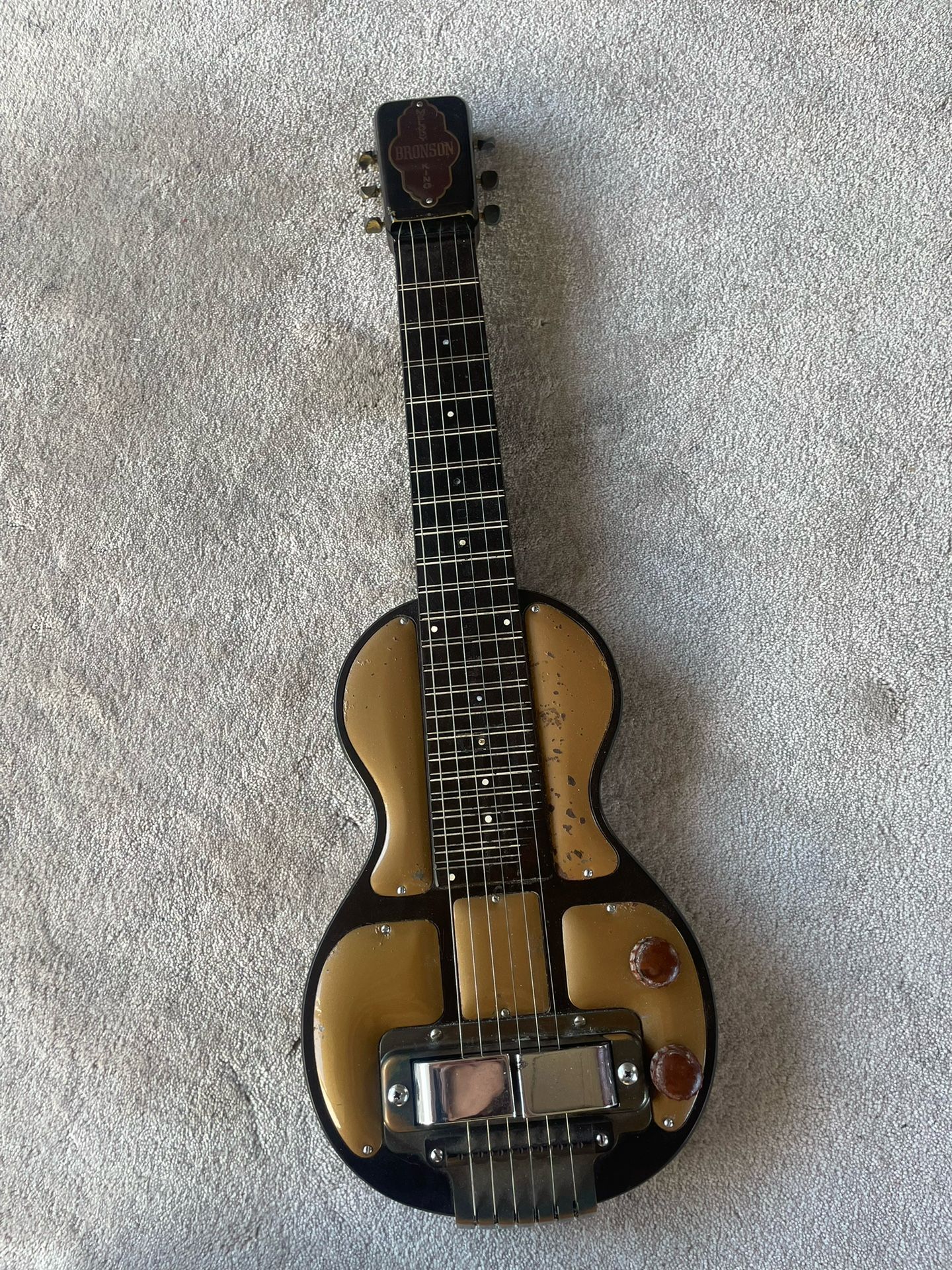 Vintage Rickenbacker B-6 Lap Steel Bakelite