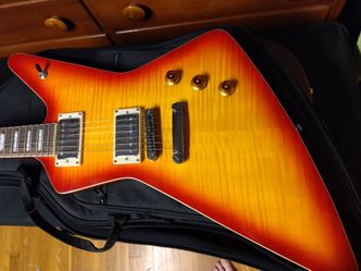 Hamer explorer not Gibson Hetfield Metallica