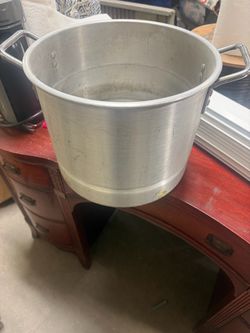 Large Aluminum Stock Pot with Handles