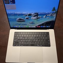 MacBook Pro M1 Pro | 512 GB | 32 GB RAM