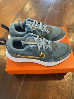 Brand New Nike 3 1/2 Youth Size