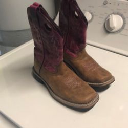 Girls Boots Size $30