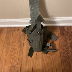 Safariland Holester With Belts !