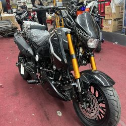 Brand New 2023 Fuerza 125cc Manual Motorcycle 