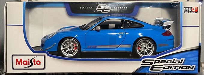 Maisto Porsche GT3 RS 4.0 1:18 Diecast Special Edition