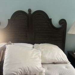 Bedroom Set Queen Size 