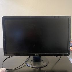 Dell  32’ LCD HD Computer Monitor 
