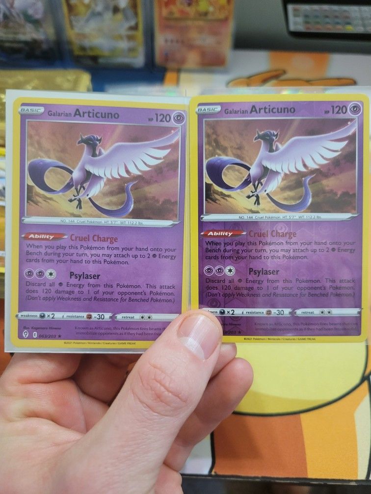 Galarian Articuno - 063/203 - Evolving Skies - Reverse Holo – Card