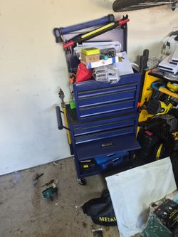 Tool chest