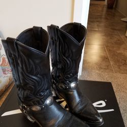 Black Authentic Leather Boots. Women's 8 1/2