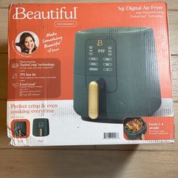 Brand New**Beautiful Digital Air Fryer 