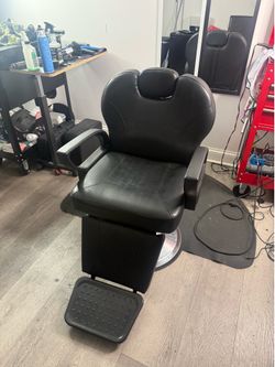 Barber chair