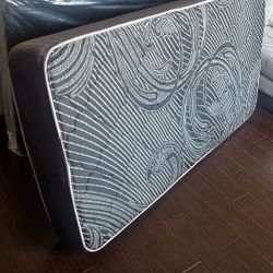 Twin Mattress And Boxspring 