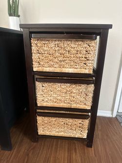 Shelf in great condition (heavy)