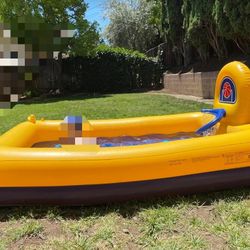 Inflatable Kiddie Pool with basketball Hoop 