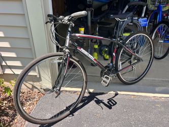 Nishiki Anasazi hybrid 17” frame bike