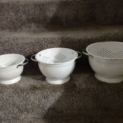 Set Of Three Metal White Colanders For Use Or Decoration