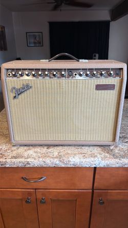 Fender Acoustasonic jr. ***LIKE NEW***