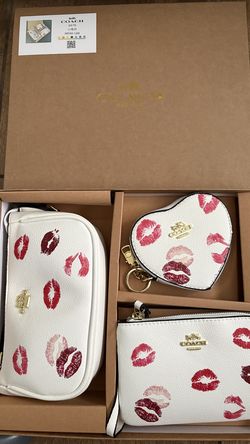 Womens 3pc set coach