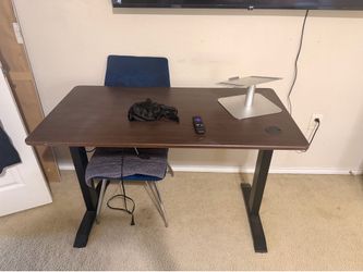 Adjustable Desk asking 250