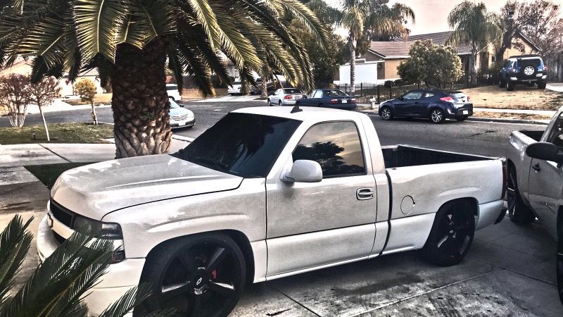 Ltz Tahoe 24 rims los cambio por unos dub ballers 24 color silver/ trade