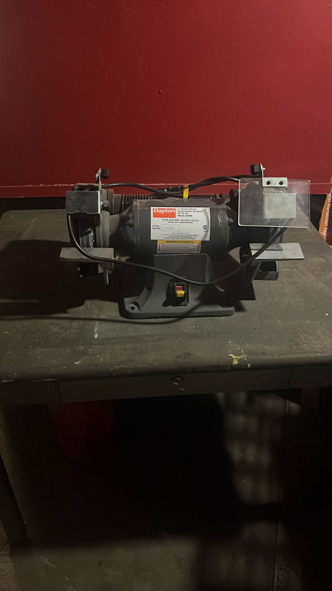 BENCH GRINDER