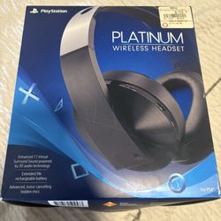 PlayStation 4 Platinum Wireless Headset 