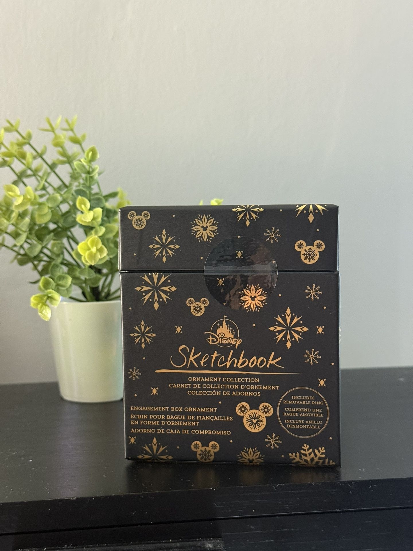 Disney Sketchbook Ornament Collection