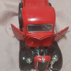 1936 FORD PICKUP TOY CAR COLLECTABLES 
