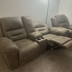 Recliner Couch Set