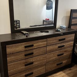 Mirror Dresser Ashley Furniture Vanity