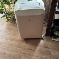 Air Conditioner LG 8,000 Btu