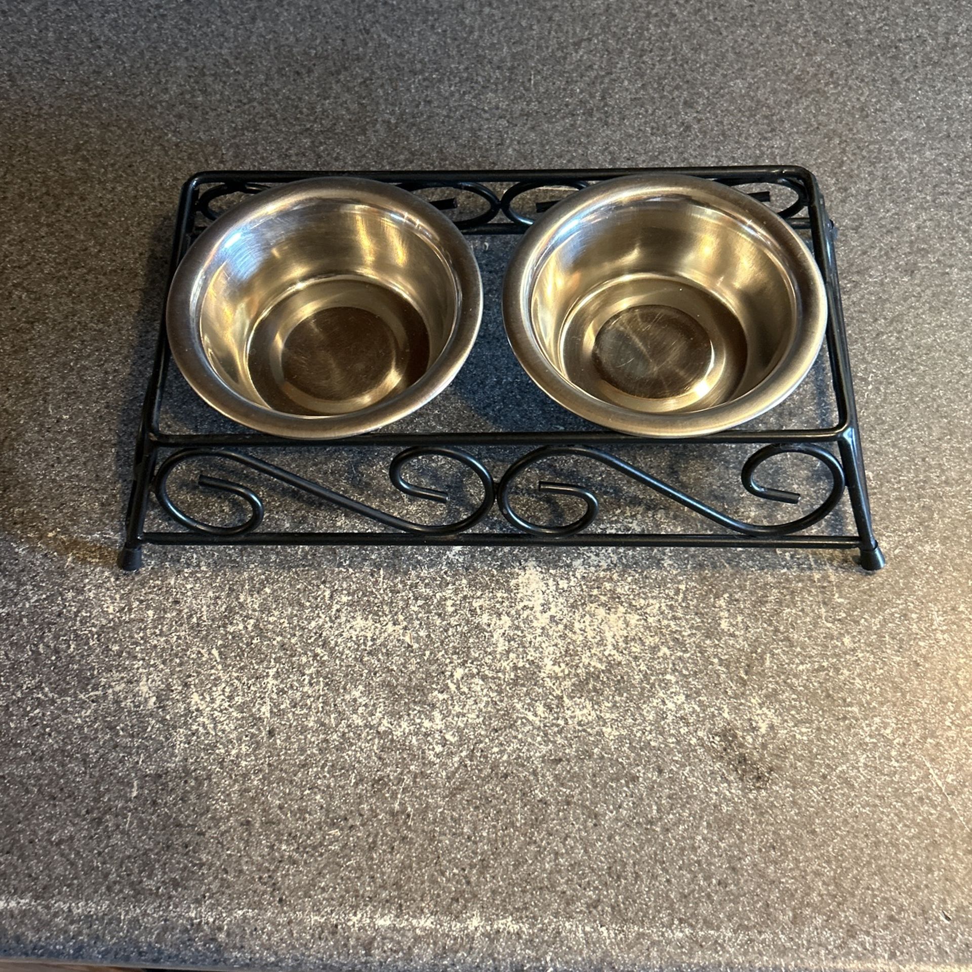 Cat/dog Bowls With Stand