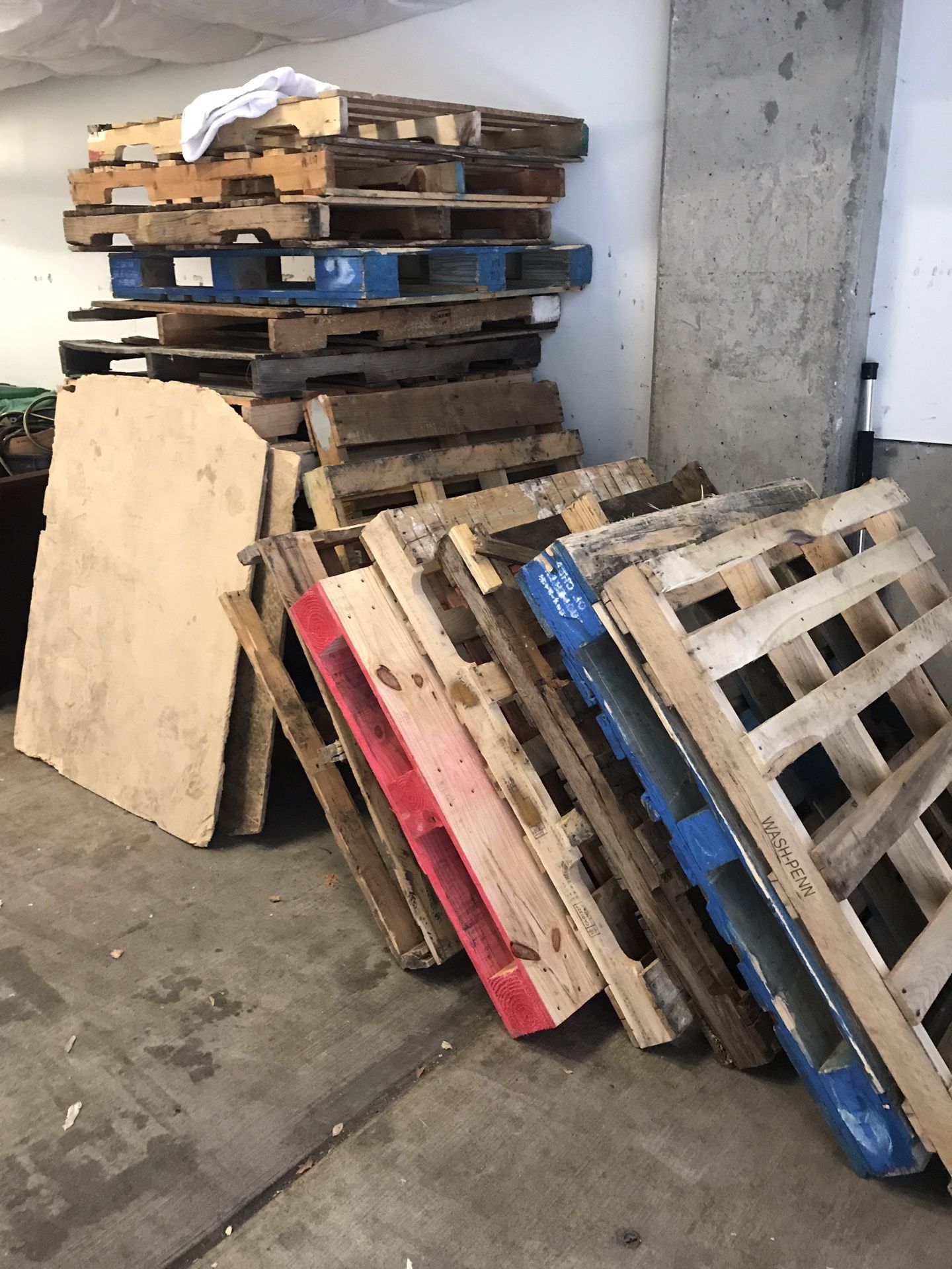 Free pallets