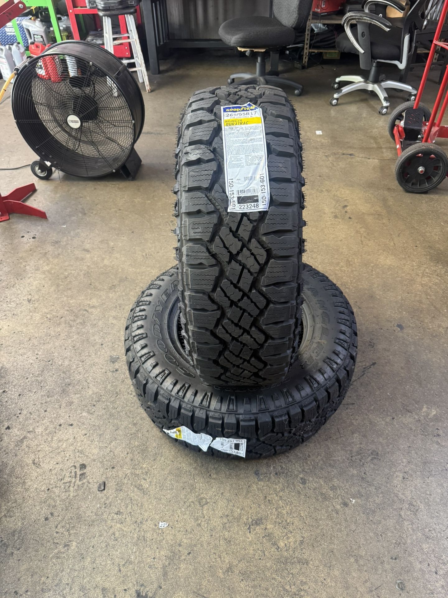 New 265/65R17 Goodyear Wrangler Duratrac AT Tires
