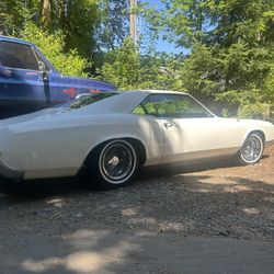 White Pearl 1966 Buick Rivera 