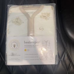 Wearable blanket  Beekeeper Size 12-18 months Brand Burt’s Bees Baby