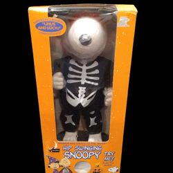RARE GEMMY Hip Swinging Dancing Musical Animated Halloween SNOOPY.

Brand new..never removed from box. Box has some wear outside. Great for Halloween