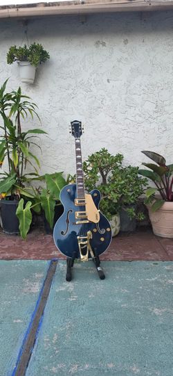 Gretsch Hollow Body Electric Guitar