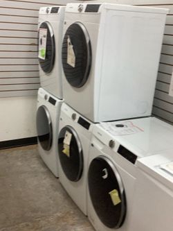 Samsung 24 in. 4.0 cu. Ft. Vented smart dial electric dryer