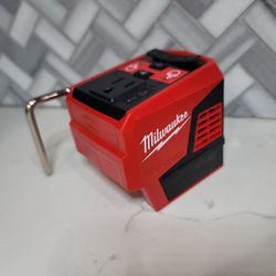 Milwaukee 2846-20 M18 18V 175W TOP-OFF Li-Ion Compact Inverter Power Supply