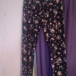 Floral Printed Leggings  Black Hoodie Bundle 