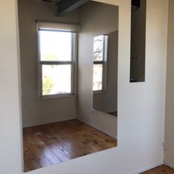 1 X Mirrorlite® Surface Mounted Glassless Mirrors 48" x 72" x 1.25"