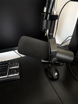 Shure SM7B Microphone