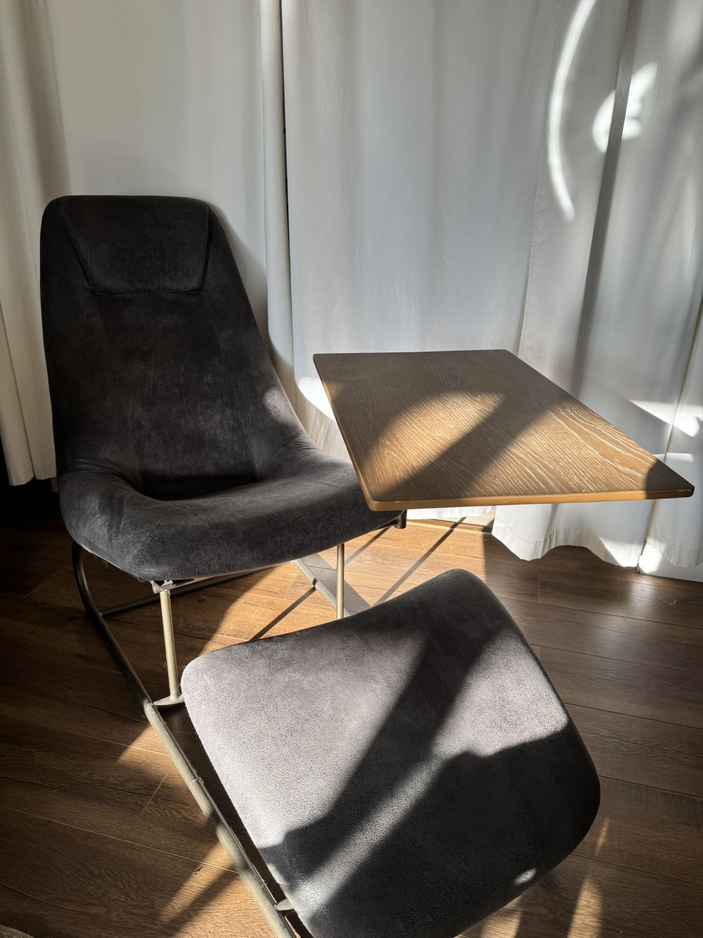Recline Study Chair With Attached Swivel Table