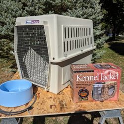 Dog Kennel With Insulated Cover