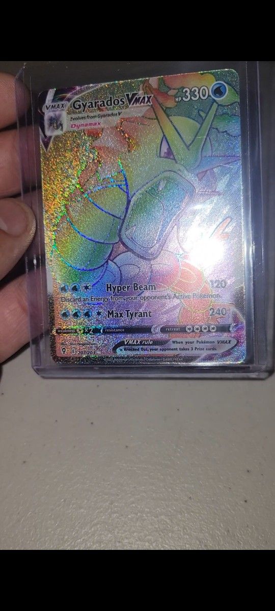 2021 Pokémon Evolving Skies Full Art Gyarados Vmax Secret 207/203